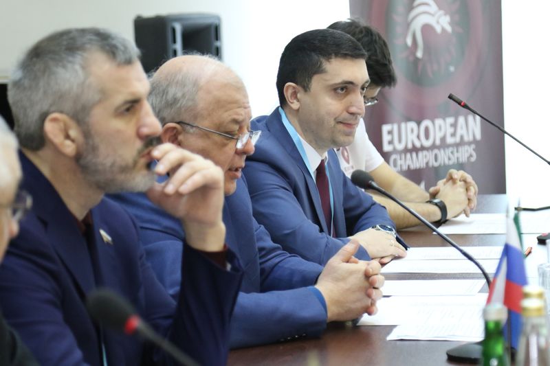 В Махачкале началась подготовка волонтёров Чемпионата Европы по спортивной борьбе -2018