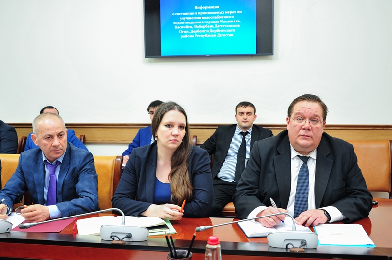 Под руководством Артема Здунова обсуждены вопросы водоснабжения в республике