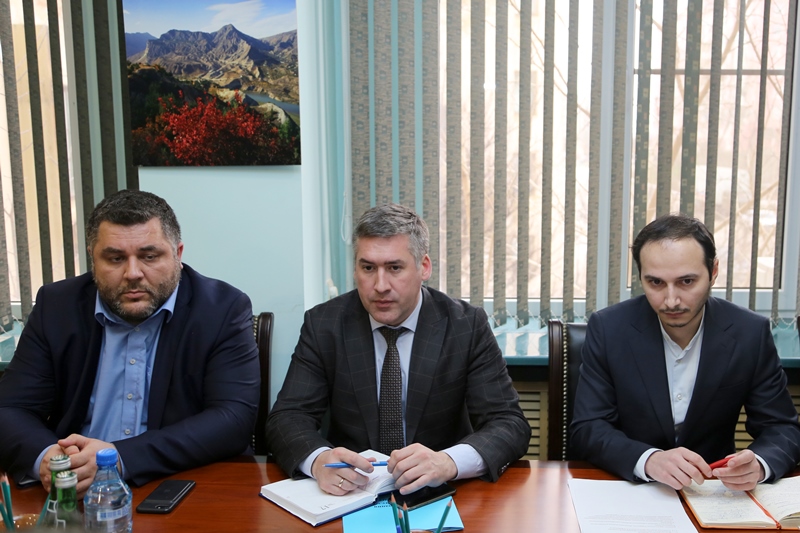 Артем Здунов посетил Министерство печати и информации РД