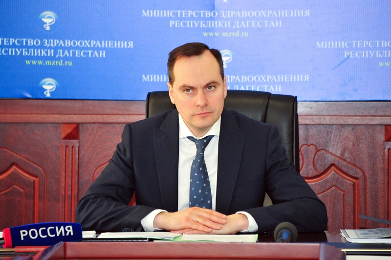 Председатель Правительства Дагестана Артем Здунов ознакомился с работой Минздрава республики