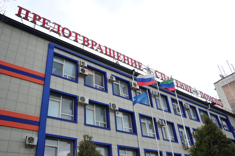 Артём Здунов посетил ГУ МЧС РФ по РД