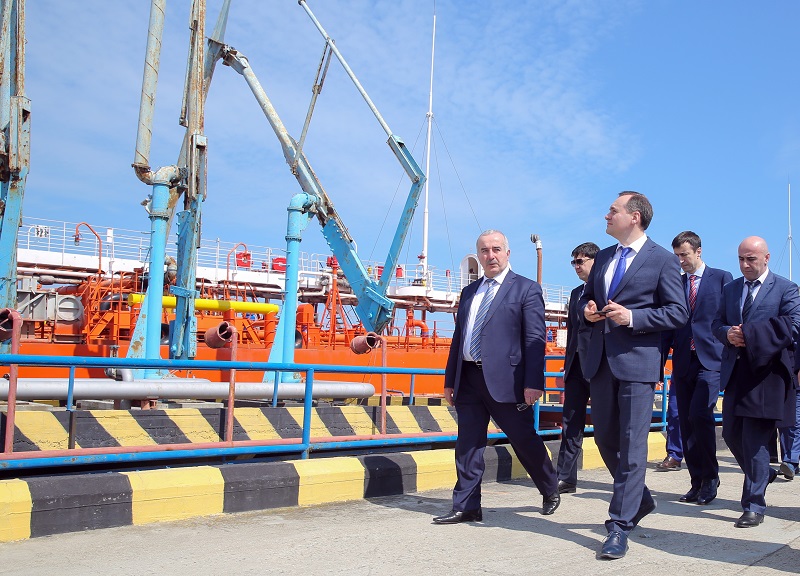 Артём Здунов посетил Махачкалинский морской торговый порт
