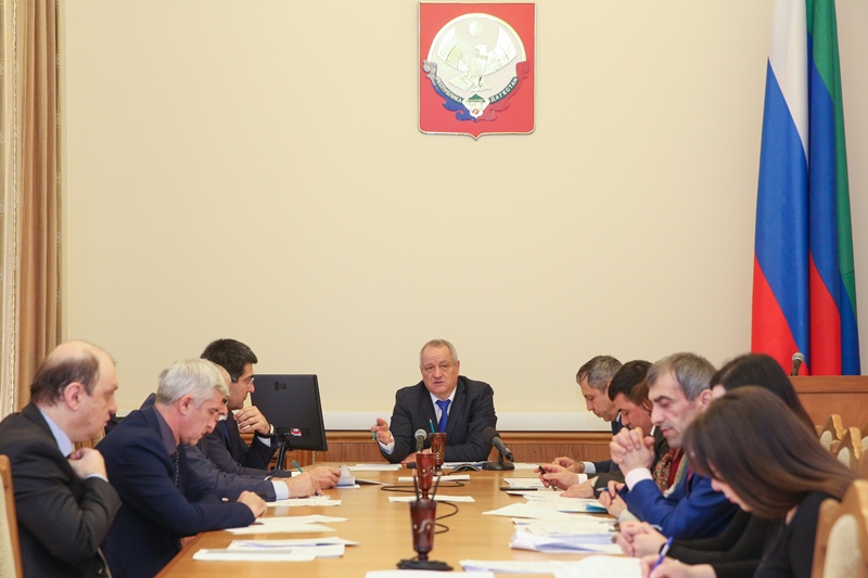Под руководством Рамазана Алиева обсудили вопросы снижения неформальной занятости