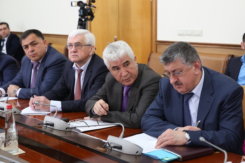 В Правительстве Дагестана обсудили  ввод строящихся объектов общего образования в эксплуатацию