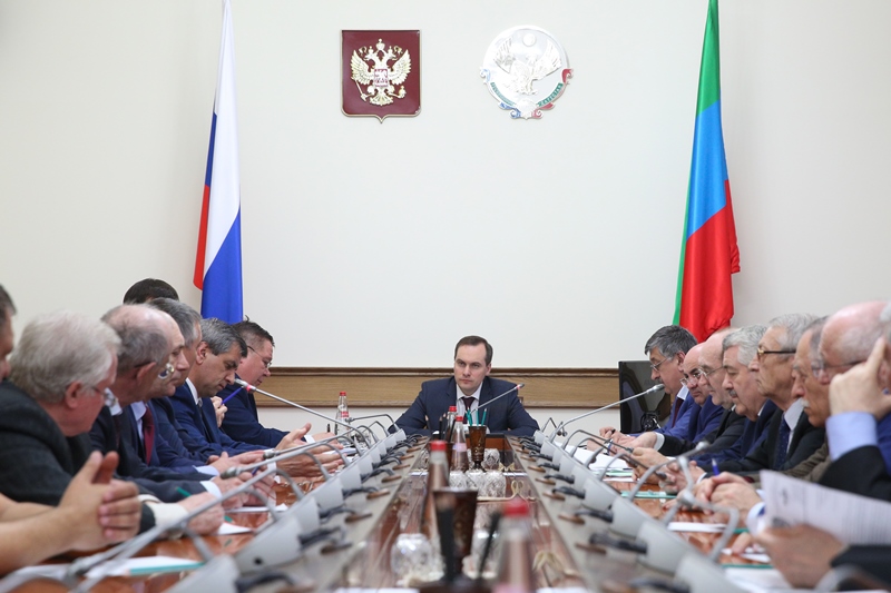 Артём Здунов провел совещание по вопросам развития предприятий оборонно-промышленного комплекса