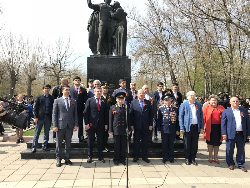 В  Махачкале прошла ежегодная патриотическая акция «Вахта Памяти»
