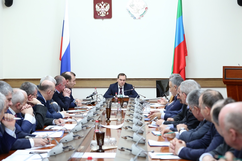 Под руководством Артёма Здунова обсуждена противопаводковая ситуация в Республике Дагестан