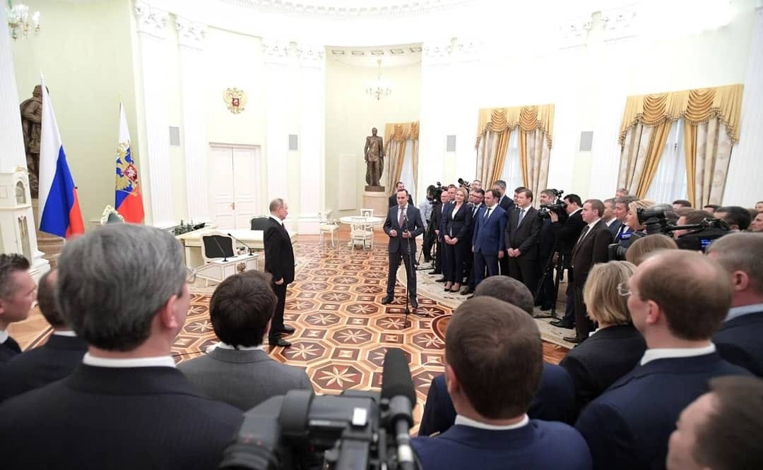 Президент России встретился  с выпускниками программы развития кадрового управленческого резерва