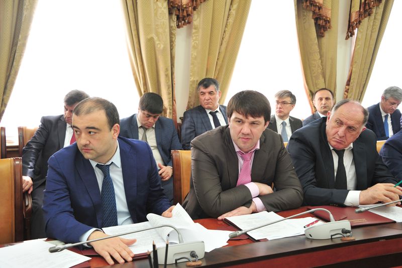 Итоги работы коммунальных служб в истекшем отопительном периоде подвели в Правительстве Дагестана