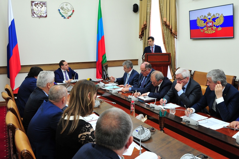 Под руководством Артёма Здунова обсуждены вопросы реализации инвестиционных проектов в Республике Дагестан
