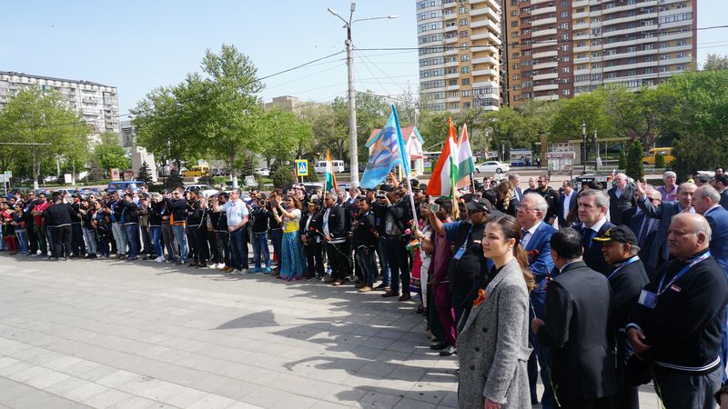 В Махачкале дали старт автопробегу India-Russia Friendship Motor Rally