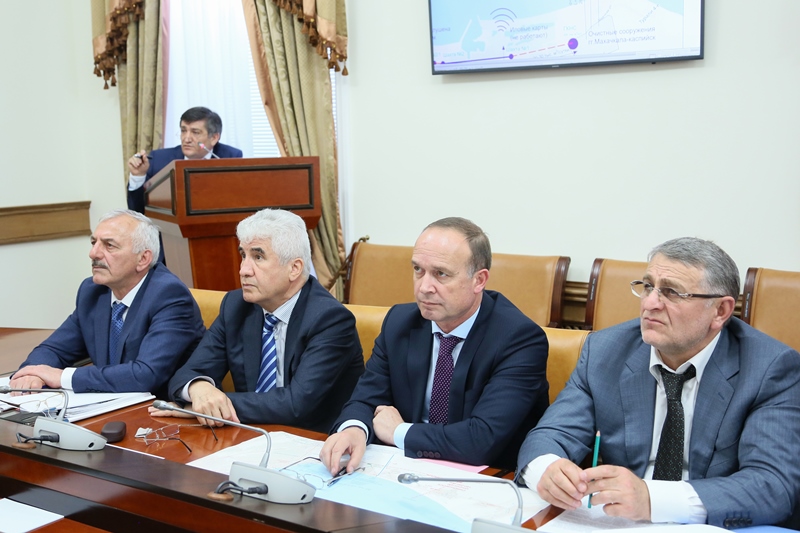 Под руководством Артёма Здунова обсудили расширение и реконструкцию (II очередь) канализации в Махачкале