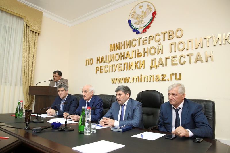 Рамазан Джафаров встретился с представителями духовенства
