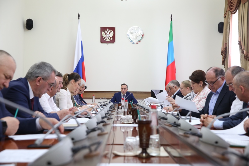 Организацию летнего отдыха обсудили под руководством Артёма Здунова