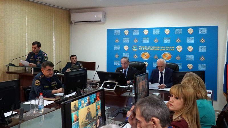 Рамазан Джафаров провел заседание КЧС и ОПБ