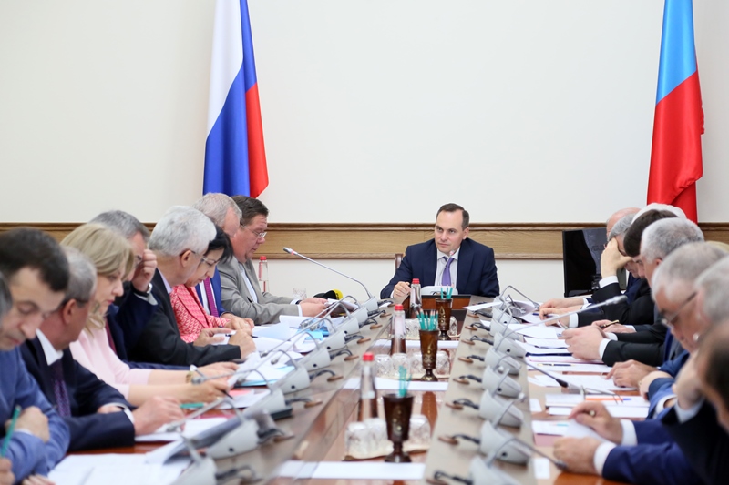 Под руководством Артёма Здунова обсудили реализацию госпрограмм