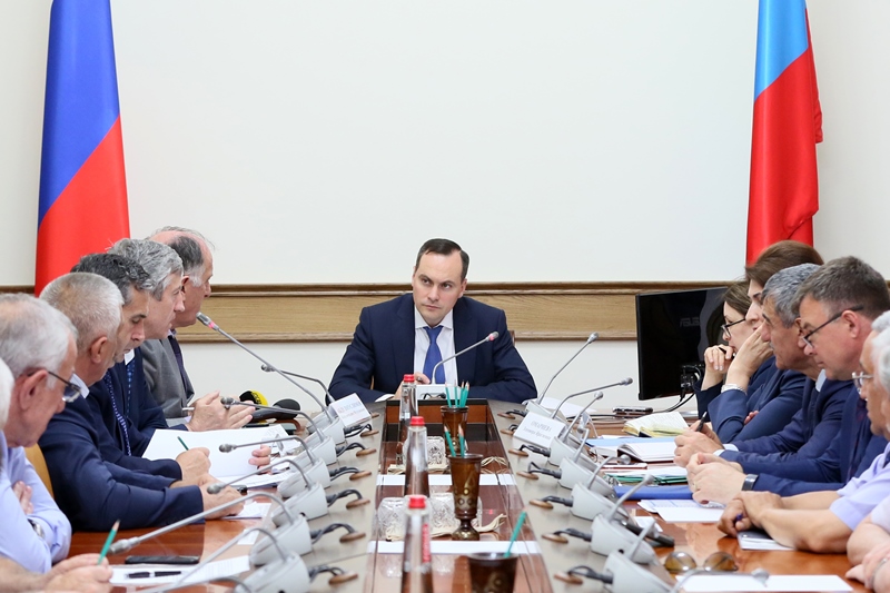 Организацию переработки сельхозпродукции на предприятиях Дагестана обсудили в Правительстве республики