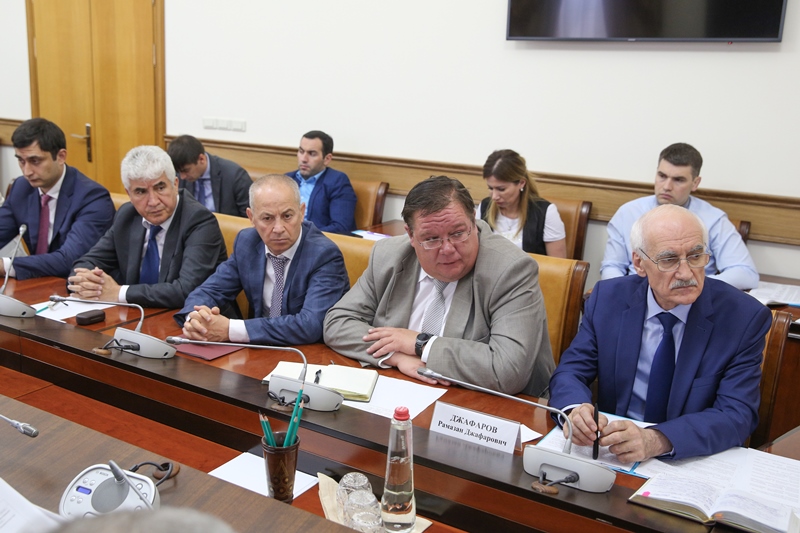 В Правительстве Дагестана обсудили  ход выполнения договоренностей с Минобороны России
