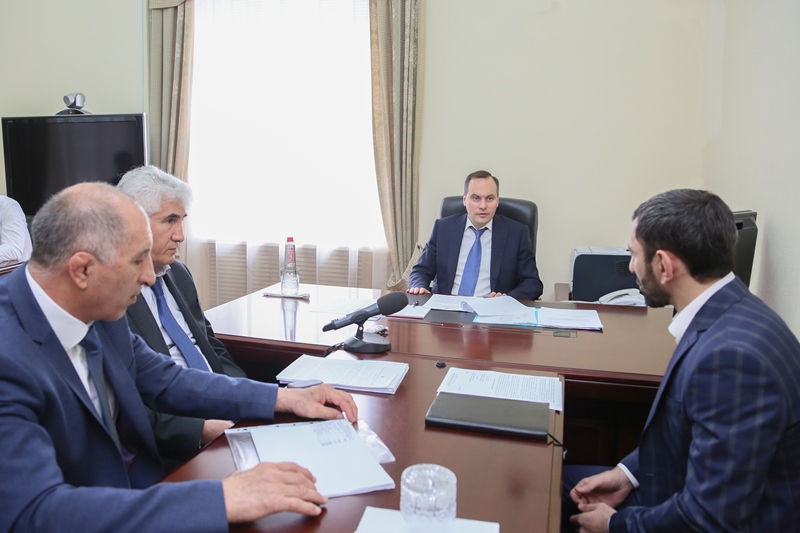 Артём Здунов провел приём граждан