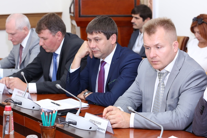 Обсуждены пути преобразований в электросетевом комплексе Дагестана