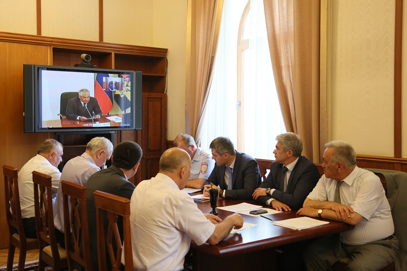 Рамазан Джафаров принял участие в заседании Государственного антинаркотического комитета