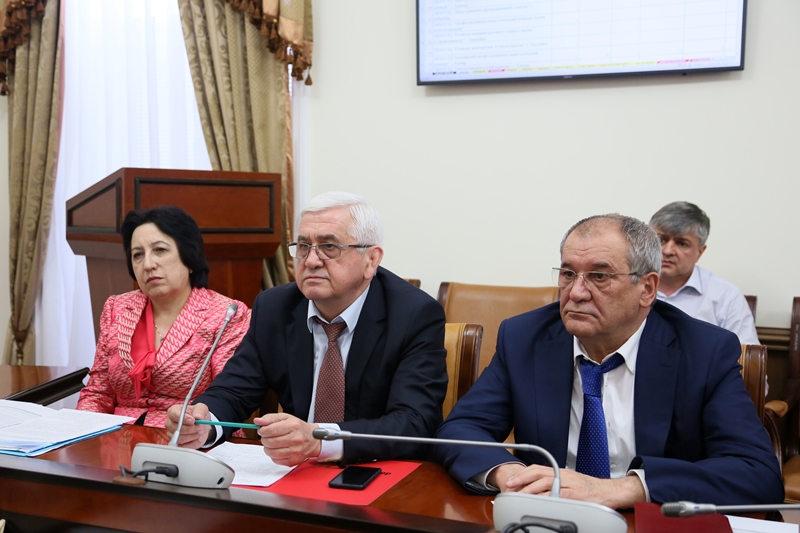В Правительстве Дагестана обсудили вопросы проведения инвентаризации госимущества