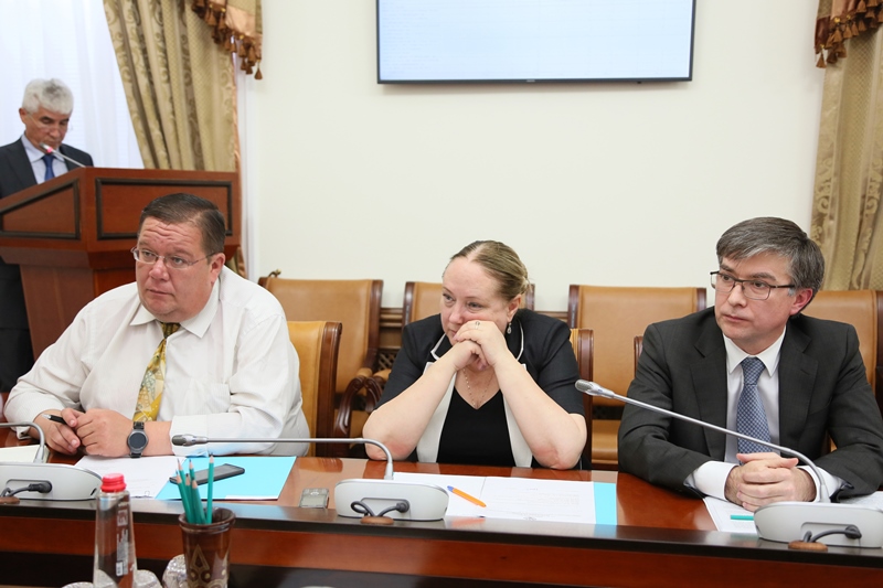 Под руководством Артёма Здунова обсудили вопросы кредиторской задолженности