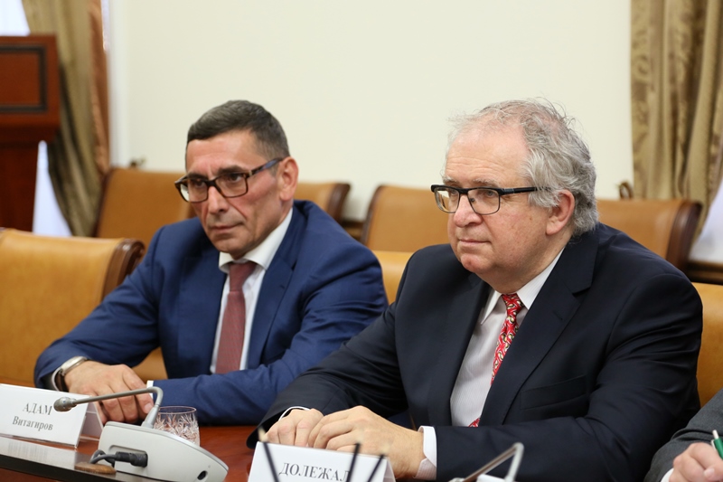 Артём Здунов встретился с представителями чешских компаний