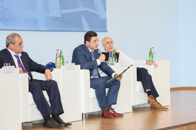 VIII стратегическая сессия на тему развитие строительного комплекса и ЖКХ прошла в Махачкале