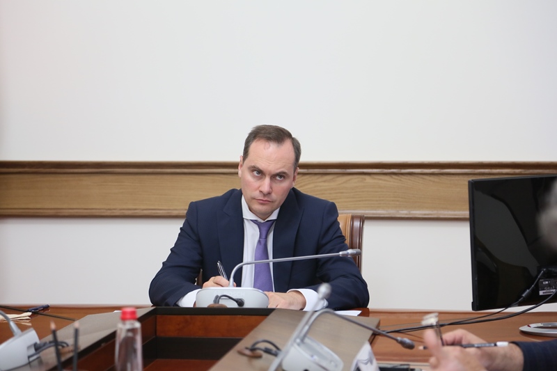 Под руководством Артёма Здунова рассмотрели ход инвентаризации клиентских баз данных потребителей электроэнергии