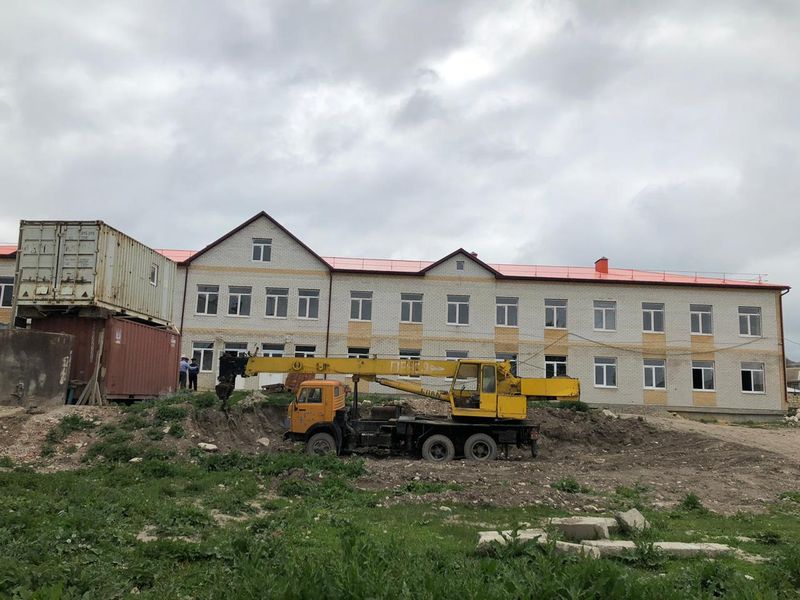 Председатель Правительства РД посетил ряд социальных объектов в Левашинском районе