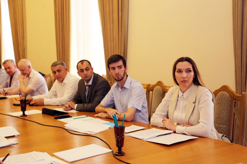 В Правительстве РД обсудили реализацию в Дагестане в 2019 году проекта «Сельский учитель»