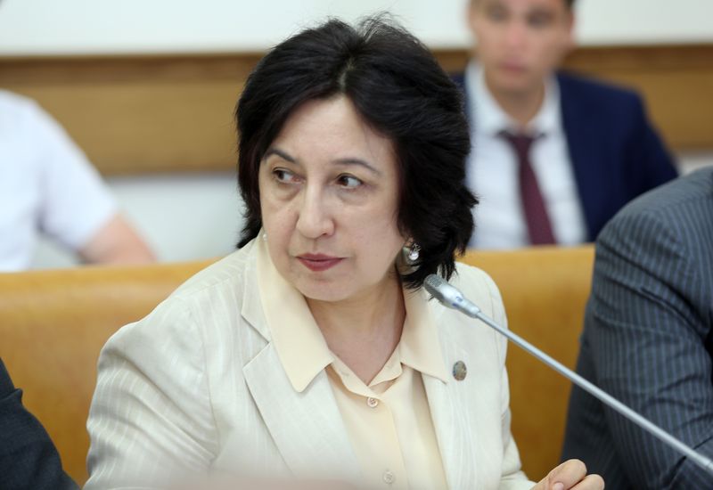 Артём Здунов предупредил глав муниципалитетов и министерства об ответственности за здоровье детей