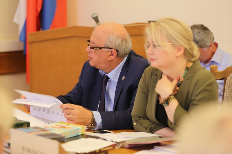 Состоялось заседание Комиссии при Главе Дагестана по Государственным премиям РД