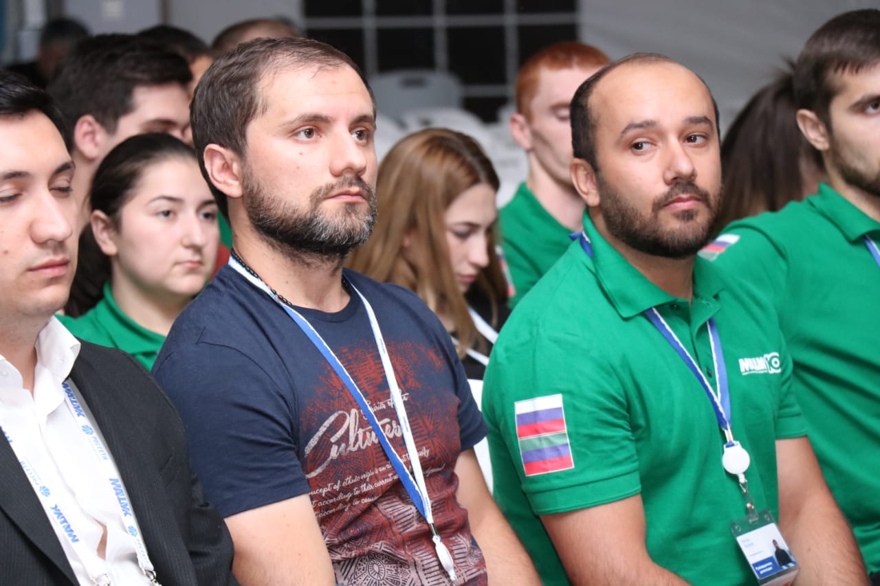 Владимир Иванов встретился с дагестанской молодежью на форуме «Машук-2019»