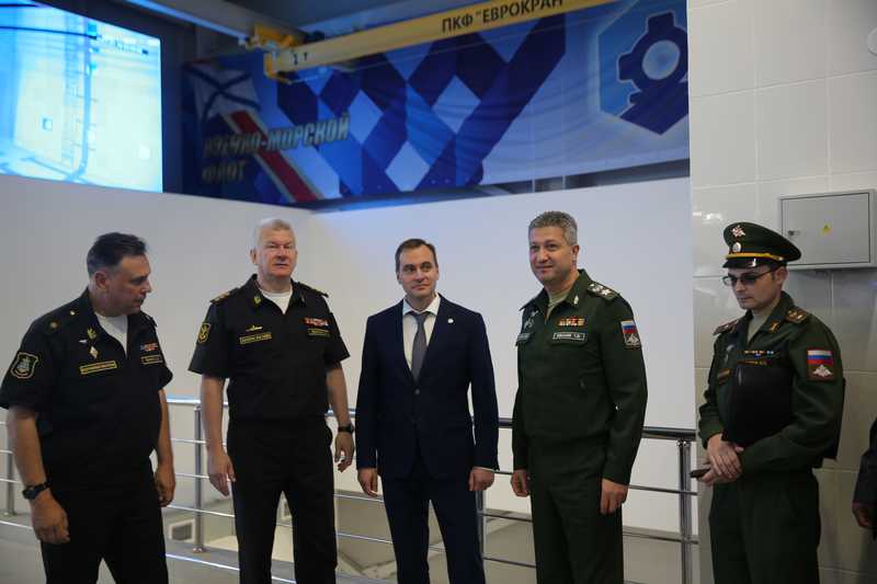 Замминистра обороны РФ проинспектировал ход строительства объектов в Дагестане