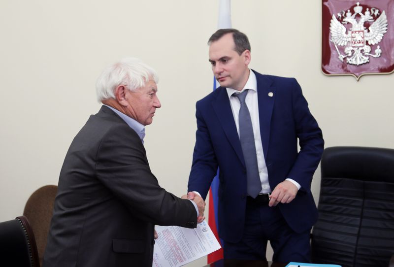 Артём Здунов провел прием граждан по поручению Президента РФ