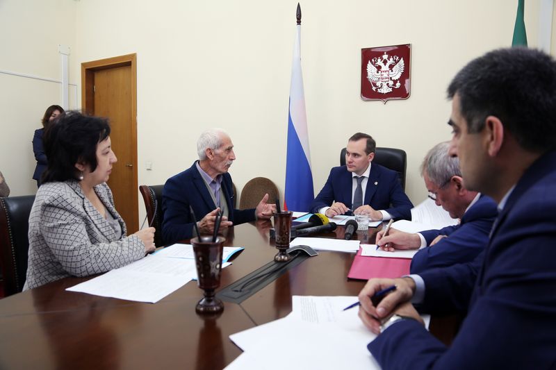 Артём Здунов провел прием граждан по поручению Президента РФ