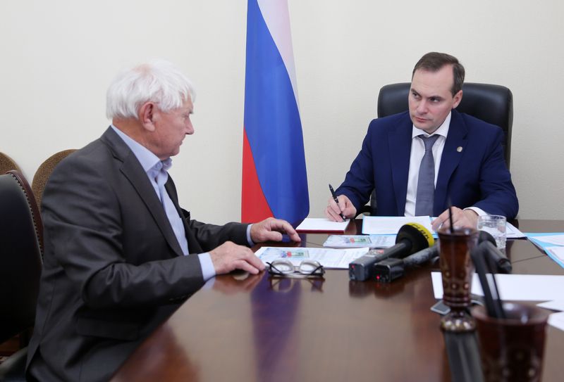 Артём Здунов провел прием граждан по поручению Президента РФ