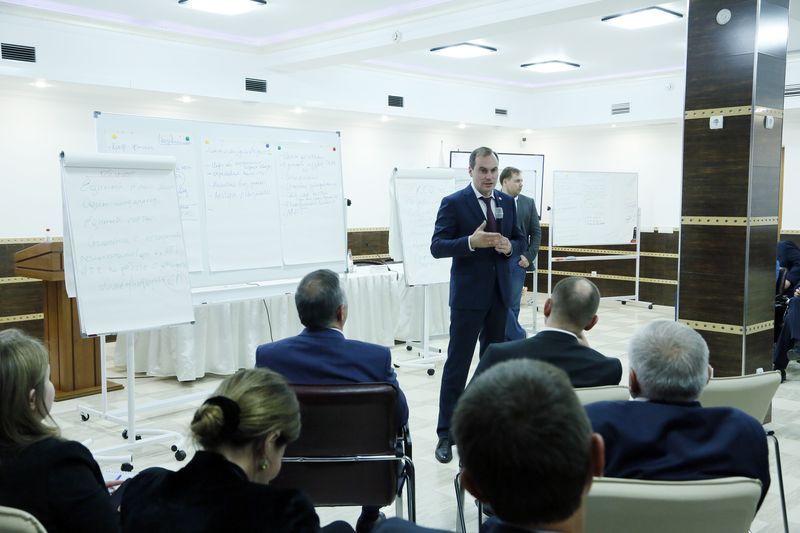 Артём Здунов: «Наше искусство управления - в условиях ограниченных финансовых ресурсов добиваться максимального эффекта»