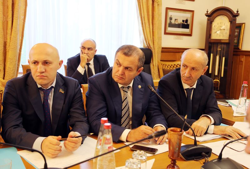 На круглом столе в Махачкале обсудили проблемы, возникающие при проведении кадастровой оценки недвижимости