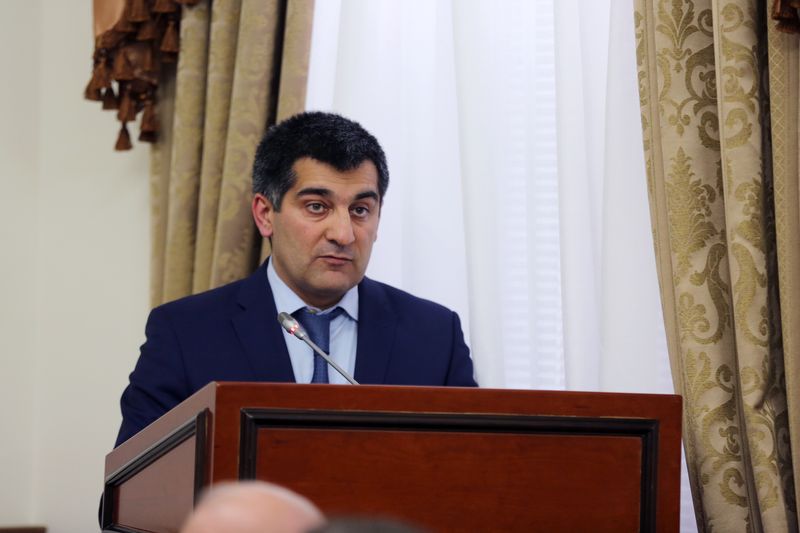 Артёму Здунову отчитались о социально-экономическом развитии Дагестана