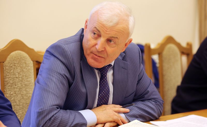 До конца 2019 года Дагестан получит еще 70 школьных автобусов
