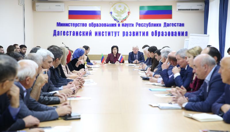 Уммупазиль Омарова провела совещание по вопросам подключения муниципалитетов к системе «Аист»