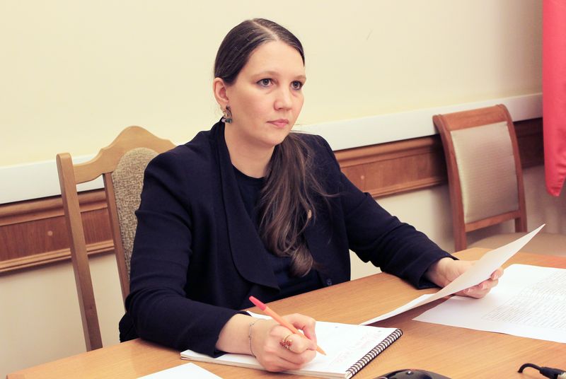 Екатерина Толстикова провела  встречу с должниками арендной платы за имущество в республиканский бюджет