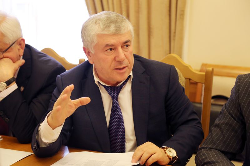 Принимаемые меры по созданию благоприятных условий ведения предпринимательской деятельности обсудили в Правительстве Дагестана
