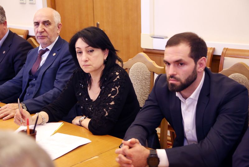 Принимаемые меры по созданию благоприятных условий ведения предпринимательской деятельности обсудили в Правительстве Дагестана