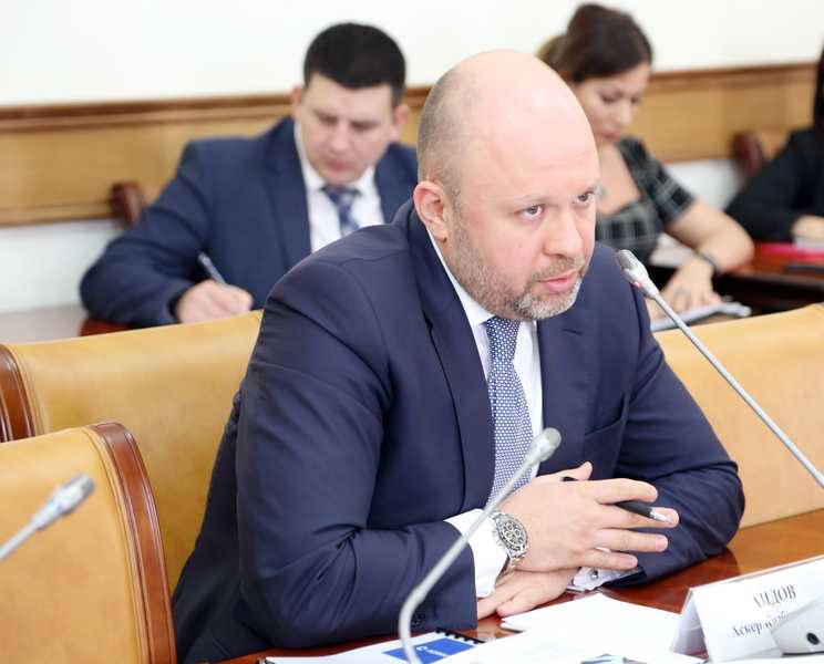 В Правительстве Дагестана обсудили производство контрольно-кассовых терминалов