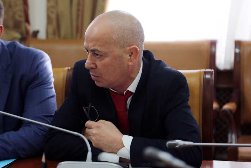 В Правительстве Дагестана обсудили производство контрольно-кассовых терминалов