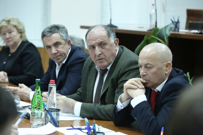 Обсуждена реализация пилотного проекта в городе Каспийске